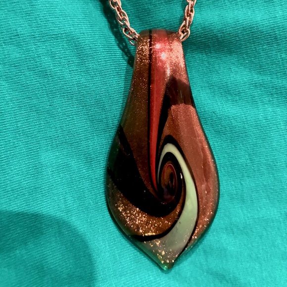 Jewelry - Glass Pendant Necklace w Choker&Chain